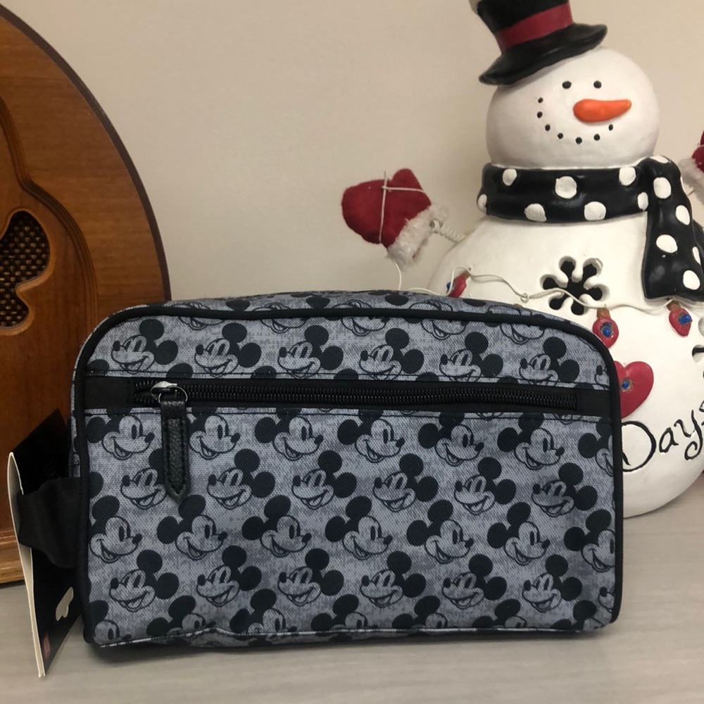 Brand new Mickey Makeup/Shaving Bag